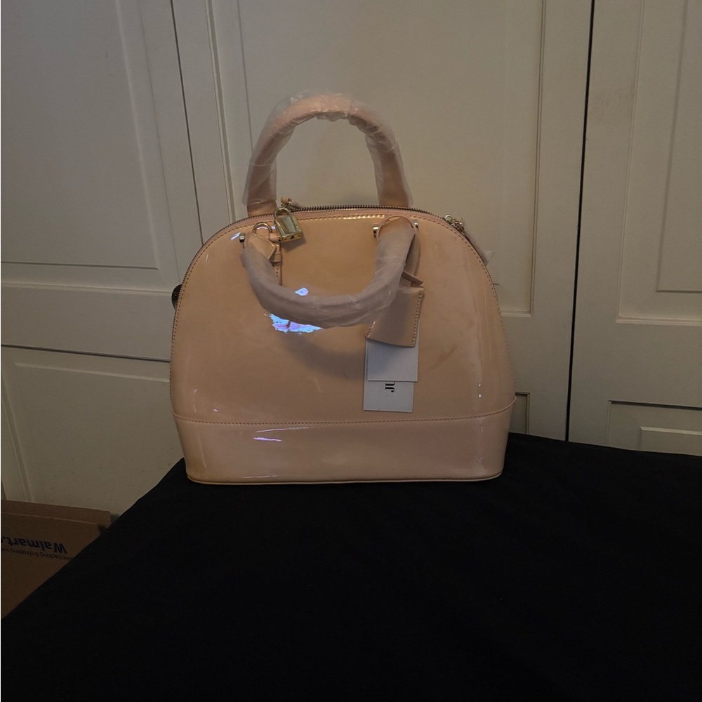 Elegant Pink Handbag